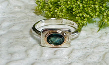 Load image into Gallery viewer, Zeus Sapphire Ring